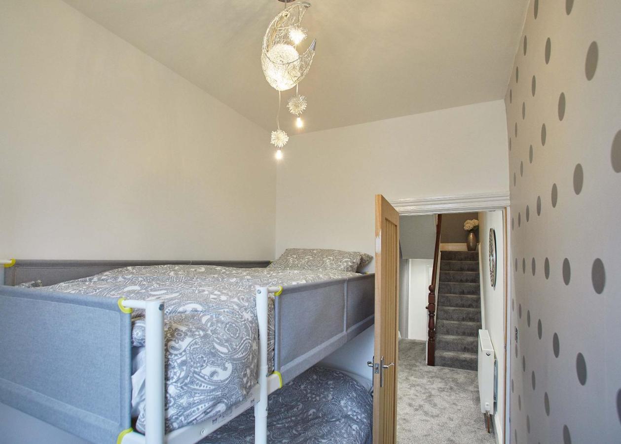 Host&Stay - Simba House Saltburn-by-the-Sea Bagian luar foto